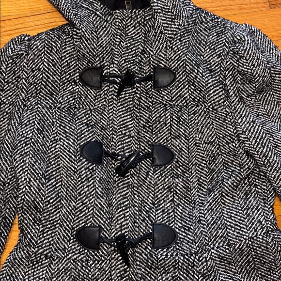 Aeropostale pea coat black white 
Med herringbone toggle button pleated peplum - Picture 2 of 12